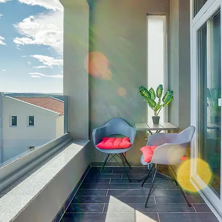 Amy ماسلينتسا